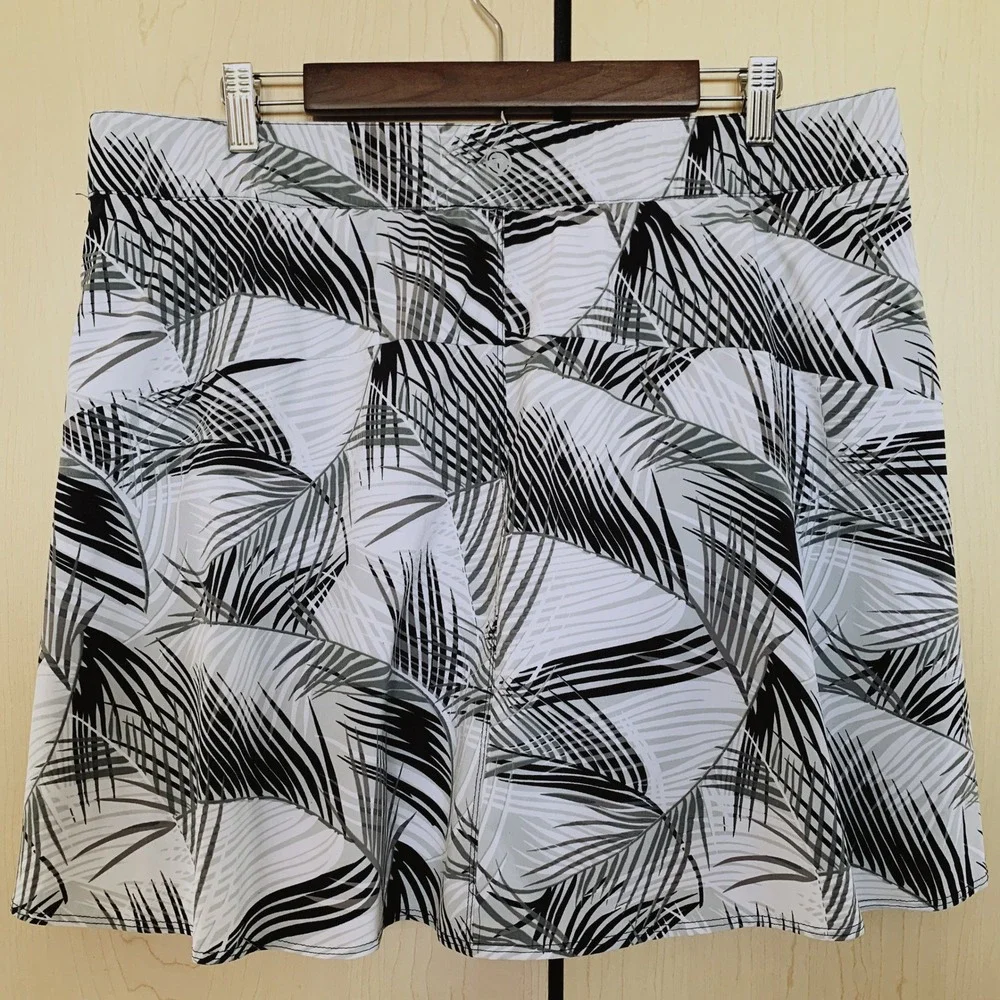 T by‎ Talbots Women's XL Black White Stretch Painted Fronds Active Skort Skirt